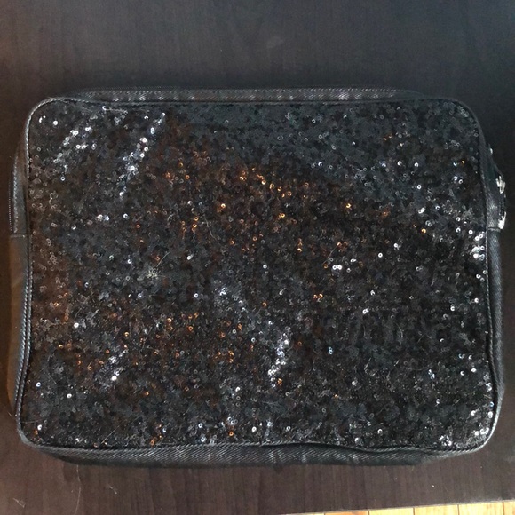 Computer case - Picture 2 of 6